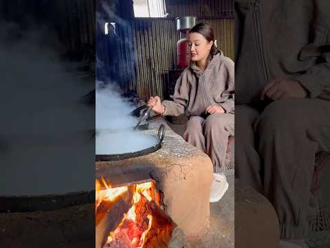 Esso khuwa khaideko mitho raixa 😁