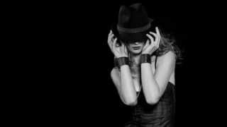 Ali Love - Deep Into The Night (Club Mix)