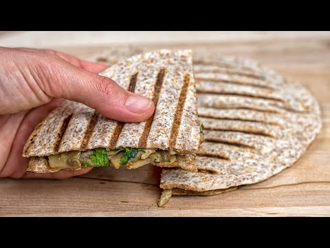 QUESADILLA de queso y champiñones