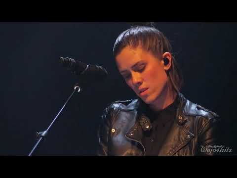18/20 Tegan & Sara - Bad Ones @ Queen Elizabeth Theatre, Vancouver, BC 10/28/17