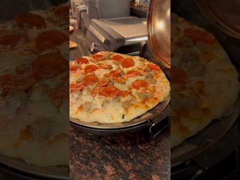 Who Has The Best Frozen Pizza?? - Vito & Nicks II