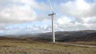 preview picture of video 'Farr Wind Farm 2011'
