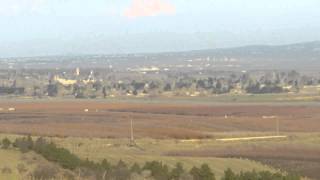 preview picture of video 'Observation on Syria and the UN camp from the Israeli side of the Golan Heights'