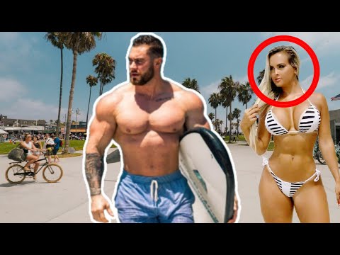 When Chris Bumstead Walks in Public (STARES!!)