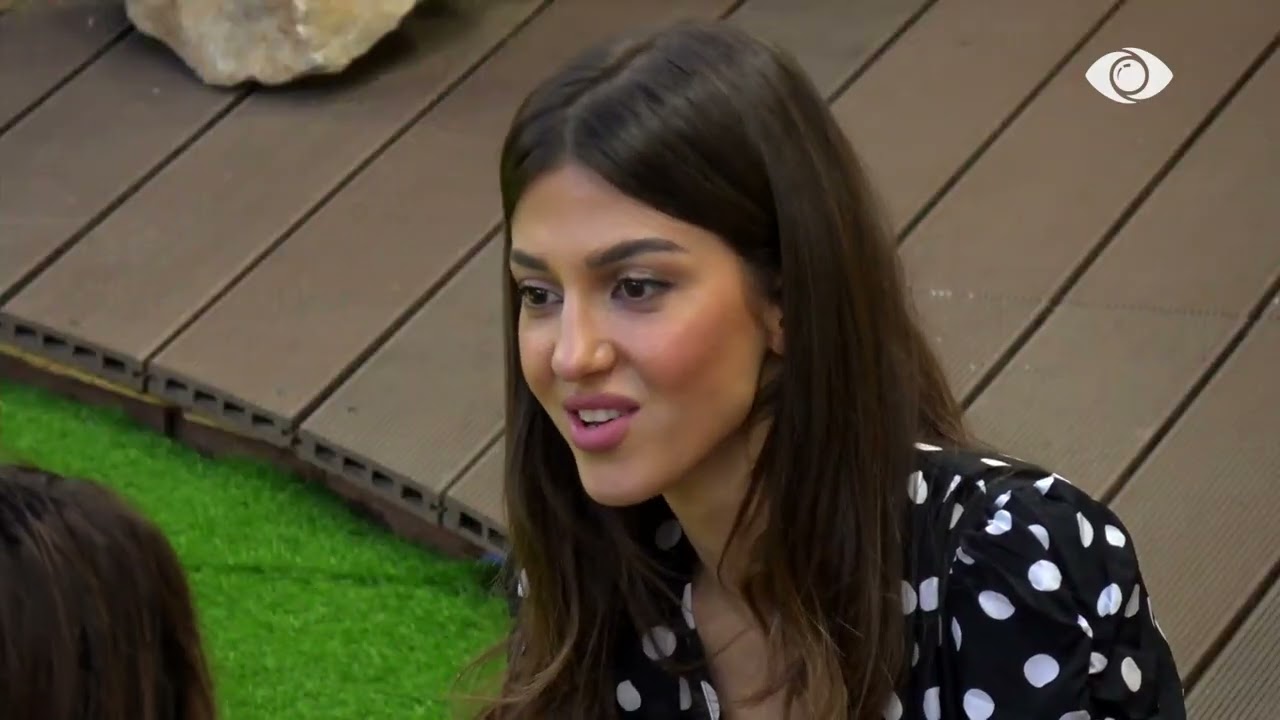 Janë njerëz pa karakter që nuk kanë çfarë të japin”/ Vserlo flet me Loredanën për banorët