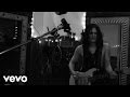 Tyler Bryant & The Shakedown - Mojo Workin' (Live From Sputnik)
