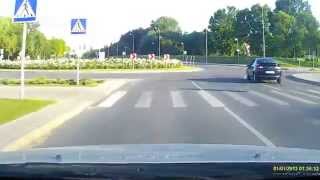 preview picture of video 'Alytus. Mergina už vairo, nelaimė kelyje :)'