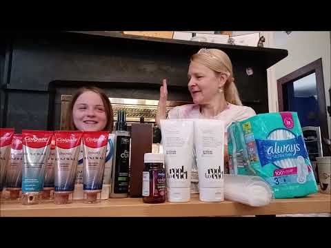 AMAZING HAUL OF VALUABLE ESSENTIAL SUPPLIES DUMPSTER DIVING AT DOLLAR GENERAL