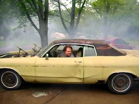 1972 Dodge Monaco burnout.