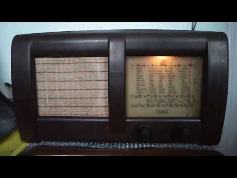 Einheitssuper 4U61 von 1950 (also 70 Jahre alt!) spielt Radio DARC am 14. Juni 2020