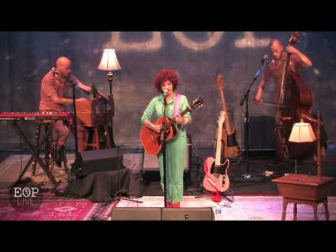 Carsie Blanton "Desire" [live] @ Eddie Owen Presents