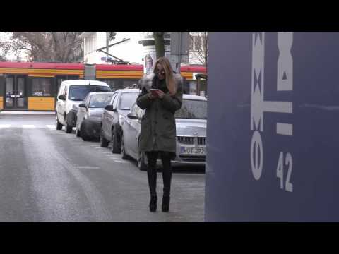 Koślawego położenie stóp Powoduje stłuczki na stopy palucha