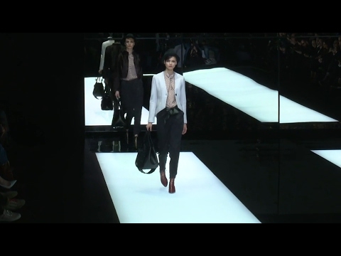 Giorgio Armani - Women's Autumn-Winter 2017/18 collection in Milan