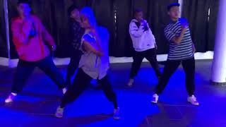 Sola Kevin Roldán - Coreografia