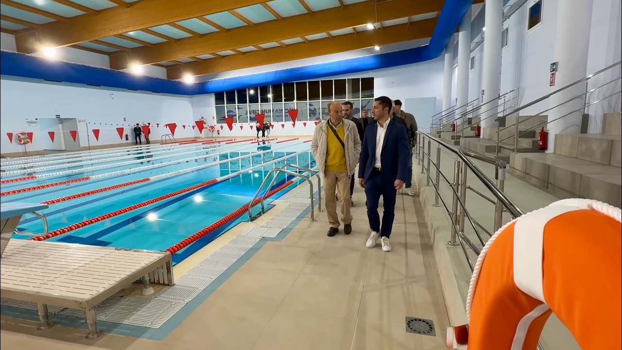 La nueva piscina del Polideportivo Municipal de Águilas es ya una realidad