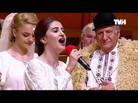 Ana-Miruna Stavri - Am avut drăguț in sat