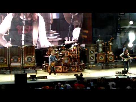 Rush - Intro/The Spirit Of Radio - Time Machine Tour 2010 MN State Fair