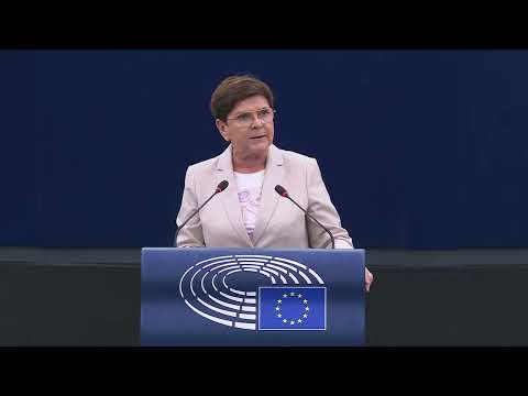 Beata Szydło w PE, atak dronów