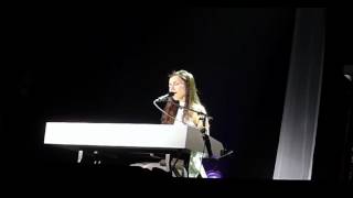 Laleh - Hide Away (Live, Scandinavium)