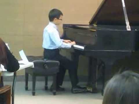 Anthony Tan - Mozart Piano Sonata in C, K330 (1st Movement)