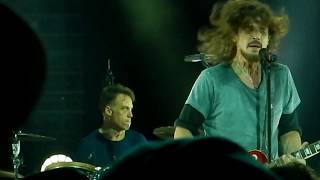&quot;Slaves &amp; Bulldozers&quot; Soundgarden&#39;s Encore at 2nd to last show