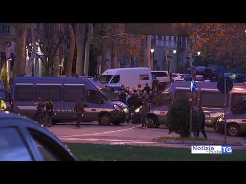 2020-01-18 PRATO - CORTEO SI COBAS ARRIVA IN PIAZZA DEL COMUNE