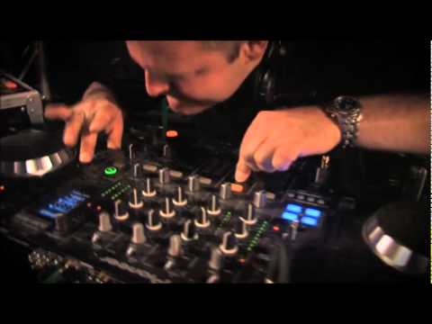 Rosano feat Tony Cross - When I Step [Official Video]