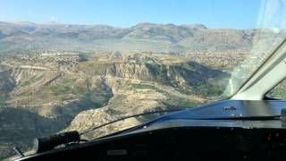 preview picture of video 'Dash 8-202 Landing Ayacucho, Perú (LC Perú)'