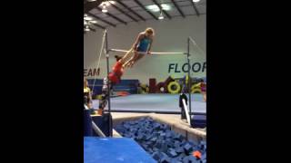 faze tari cazatura gimnasta