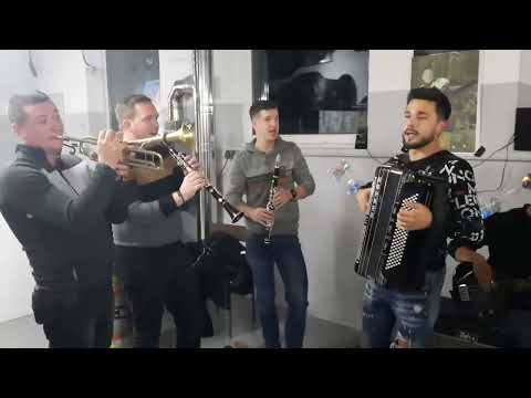 Die Jungen Helden / Mladi korenjaki & Ans. Petka - Tiroler Rosi Polka (Hey Rosi)