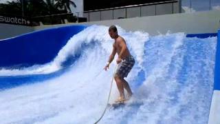 Wave Pool Surfing - Singapore.3gp