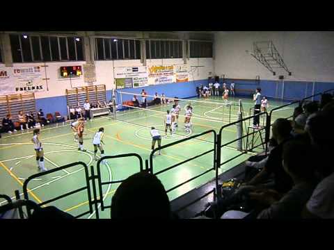 Pneumax Lurano - Banca Lecchese Picco Lecco 3-1 (20-25 25-22 25-14 25-18)