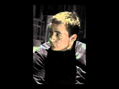 Skavlyn Feat. İneal - Üşüyorum.