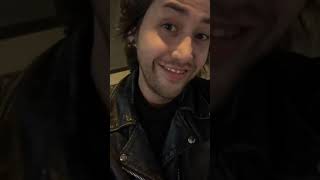 Adore Delano wants to take a break from social media (12.28)