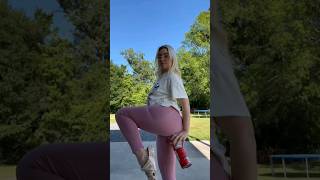 Download lagu The girl farted into a pack of chips and sniffed her fart mp3