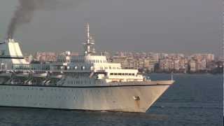 preview picture of video 'VOYAGES TO ANTIQUITY Aegean Odyssey cruise ship Izmir 8 August 2012'