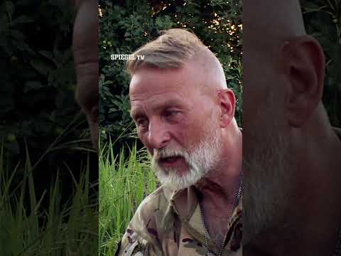 Video Thumbnail: »Ich schreibe morgens: Wir leben noch!« | SPIEGEL TV Shorts