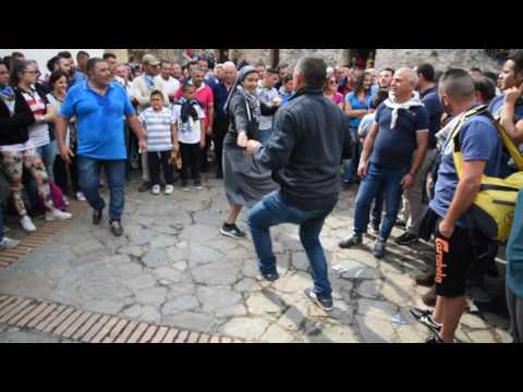 Polsi, San Luca R.C. Festa-Madonna della montagna, con tarantelle tradizionali.