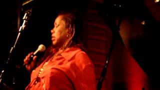 DENISE KING WITH OLIVIER HUTMAN TRIO LIVE AT MUSIC VILLAGE BRUSSELS. (3/6)