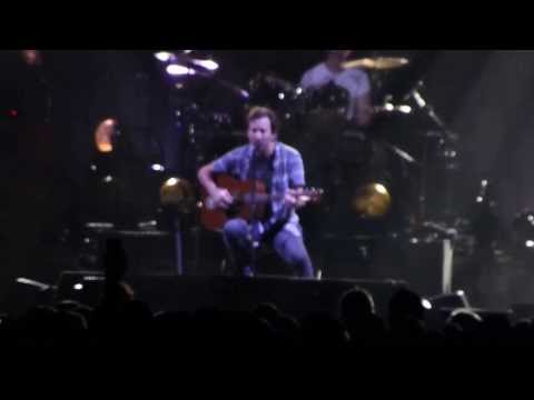 Pearl Jam:  "Just Breathe" -  DCU Center (Worcester, MA) - 10.15.2013
