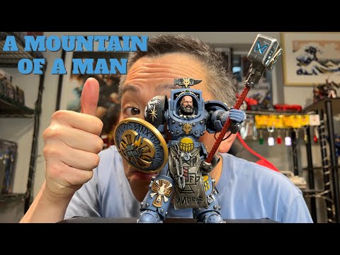 Unboxing & Review of JoyToy x Warhammer 40K Space Wolves Special Character Arjac Rockfist