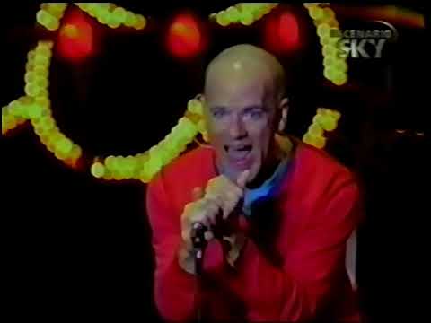 R.E.M. 2001-01-17 - Buenos Aires Hot Festival, Campo Argentino de Polo, Buenos Aires, Argentina