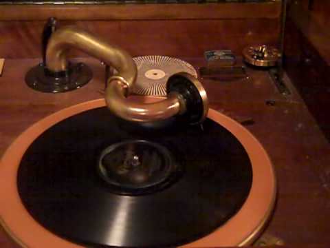 JAN GARBER & HIS ORCH. - MONTMARTRE ROSE - ROARING 20'S.MP4