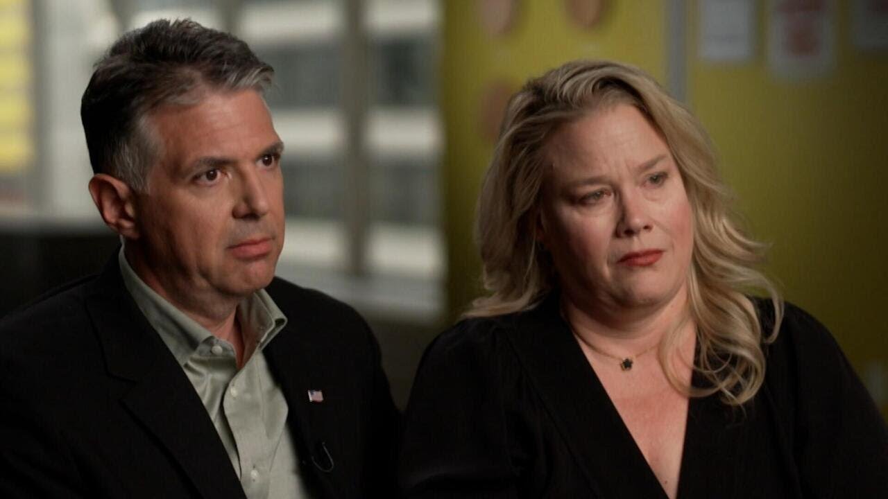 Parents of Loyola student fatally shot in Chicago call for change: "This can't happen"