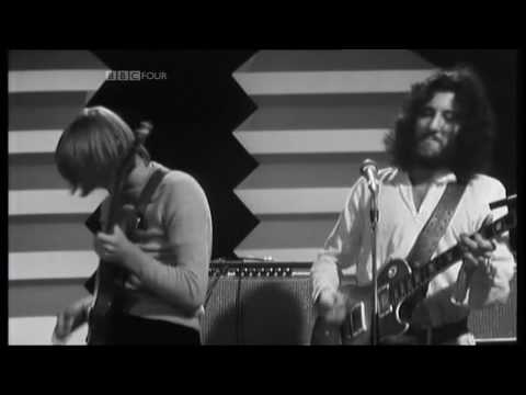Songs with GREAT vibrato licks