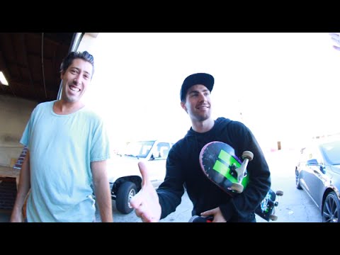 Mike Mo Capaldi Does a Nollie Back Heel