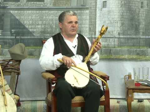 Petronije Colakovic - Krsna slava  - (LIVE) - Guslarsko jutro - (Tv Duga Plus 2016)