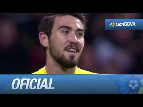 Doble ocasión de Gerard Moreno y Moi Gómez que despejan Casillas y Carvajal