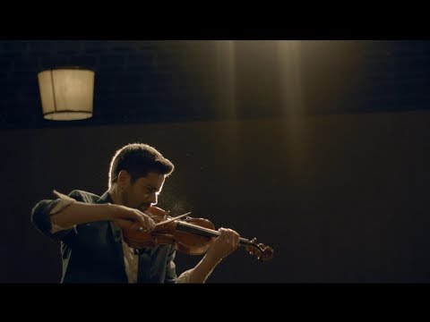 NOMAD SKATEBOARD VIOLINIST