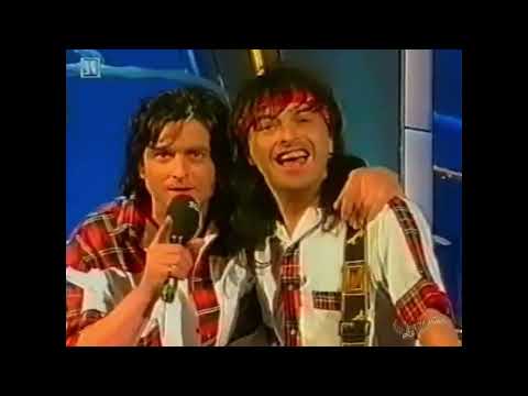 Les McKeown and Ian Mitchell (Post BCR) - I Only Wanna Be with You